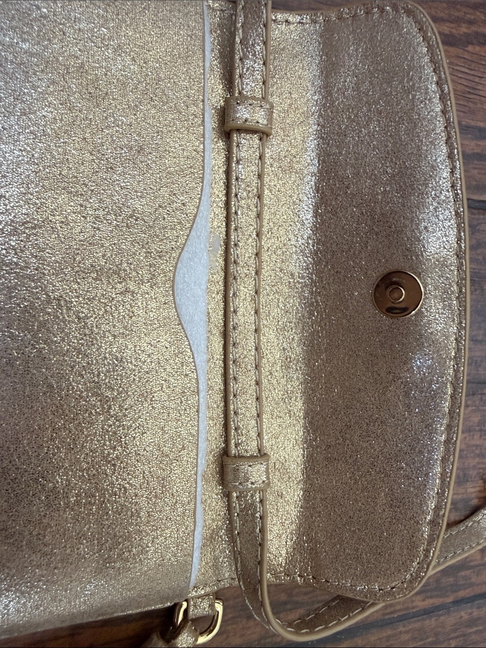 Lilly Pulitzer Bahama Metallic Gold Convertible Adjustable Crossbody Bag/Wallet - Picture 13 of 14